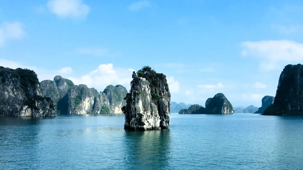 Lan Ha Bay Vietnam: The Ultimate Guide to Location, Geography & Why You Must Visit This Hidden Gem