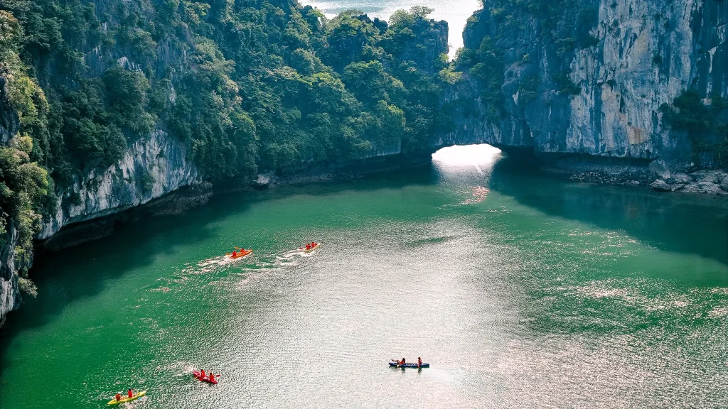The Ultimate Packing List for a Lan Ha Bay Cruise: What to Bring (and What to Leave Behind)